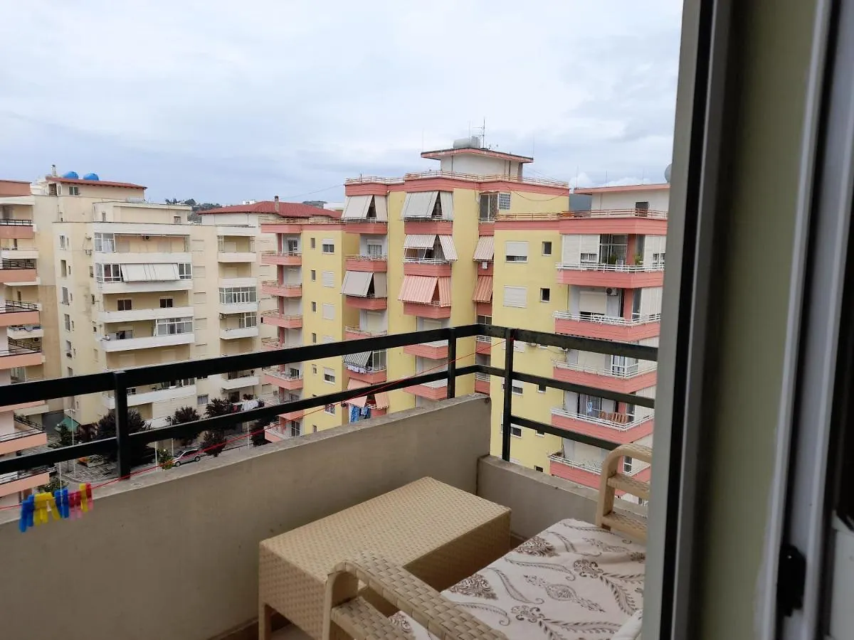 Max'S Holiday Apartment Vlorë