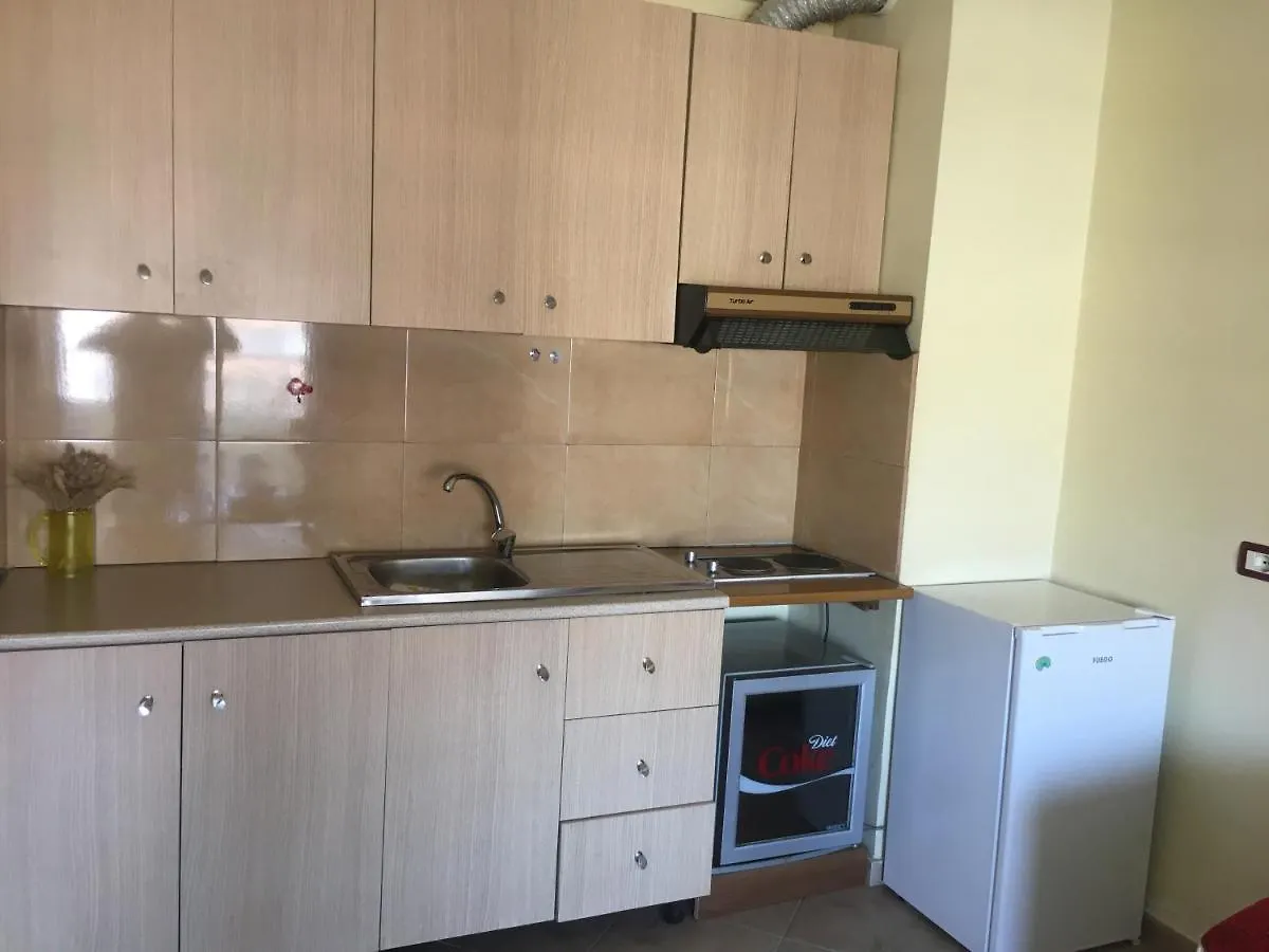 Max'S Holiday Apartment Vlore 0*,